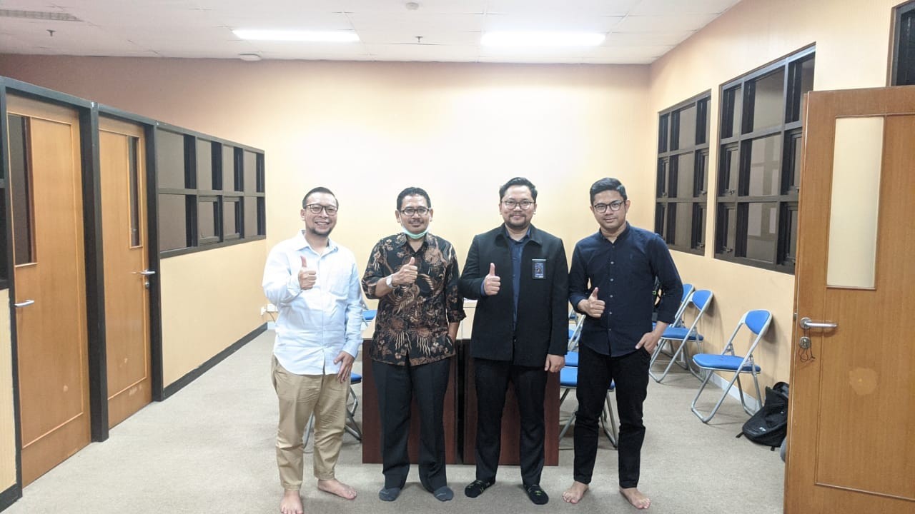 Pitch Deck Inkubasi Bisnis Pitch Deck Inkubasi Bisnis