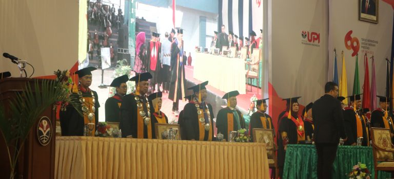 Prosesi Wisuda UPI Gelombang III Tahun 2023